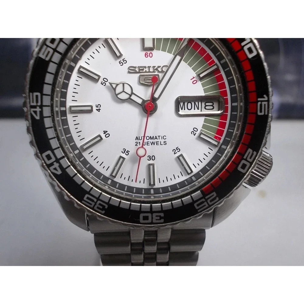 SEIKO 150M DAY/DATE DIVERS AUTO MENS WATCH 6309-729A 'WHITE SEIKO 5' (SN 742885)